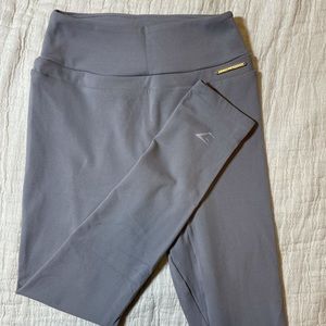 GYMSHARK X WHITNEY SIMMONS grey leggings. Size S